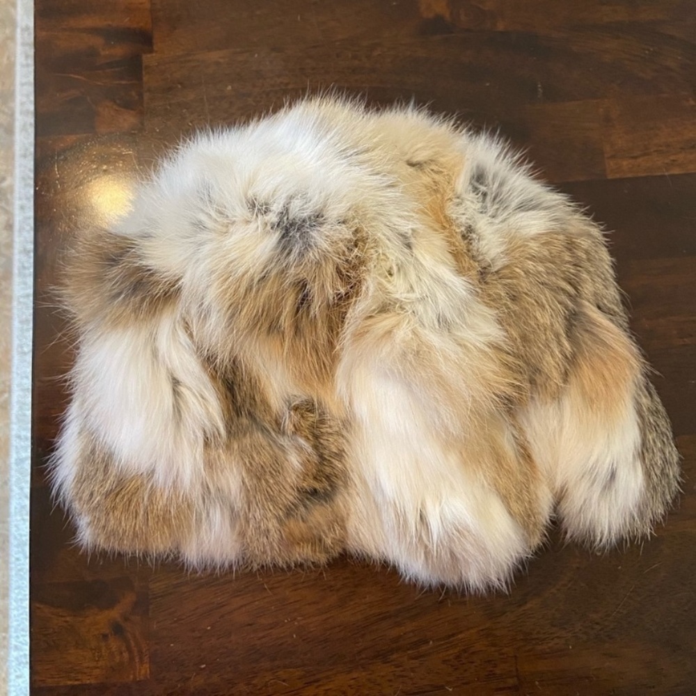 Fur hat